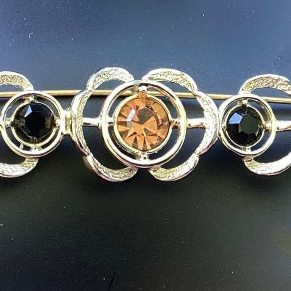 Vintage Sarah Coventry Linear Rhinestone SilverTone Brooch Collar Bar Pin - Picture 5 of 7